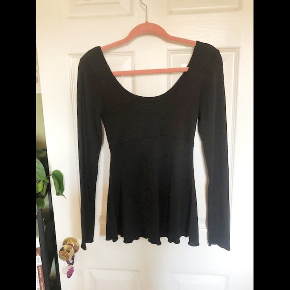 Michael Stars black long sleeve scoop neck Top - Picture 2 of 6